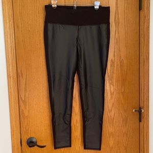 Athleta women’s faux leather leggings NWOT
